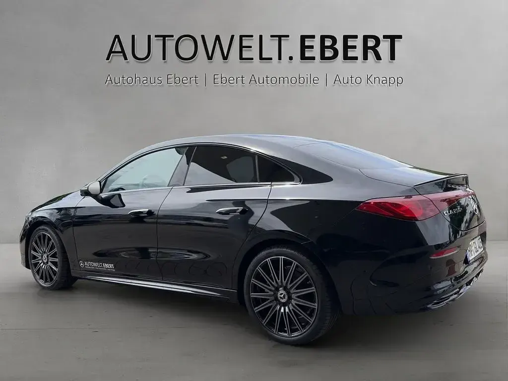 Gebraucht Mercedes CLA 250+ AMG 200 kW (272 PS) 2026 Lack kosmosschwarz metal Limousine