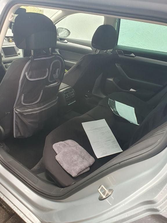 Gebraucht VW Passat Comfortline 150 PS (110 kW) 2017 Silber Kombi