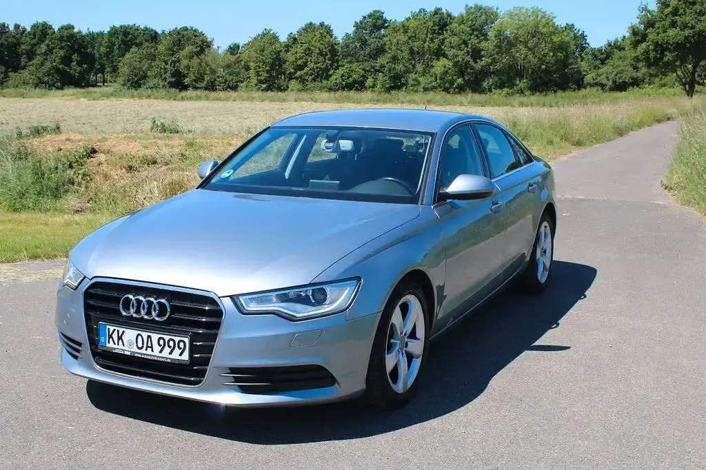Gebraucht Audi A6 177 PS (130 kW) 2011 Grau Limousine