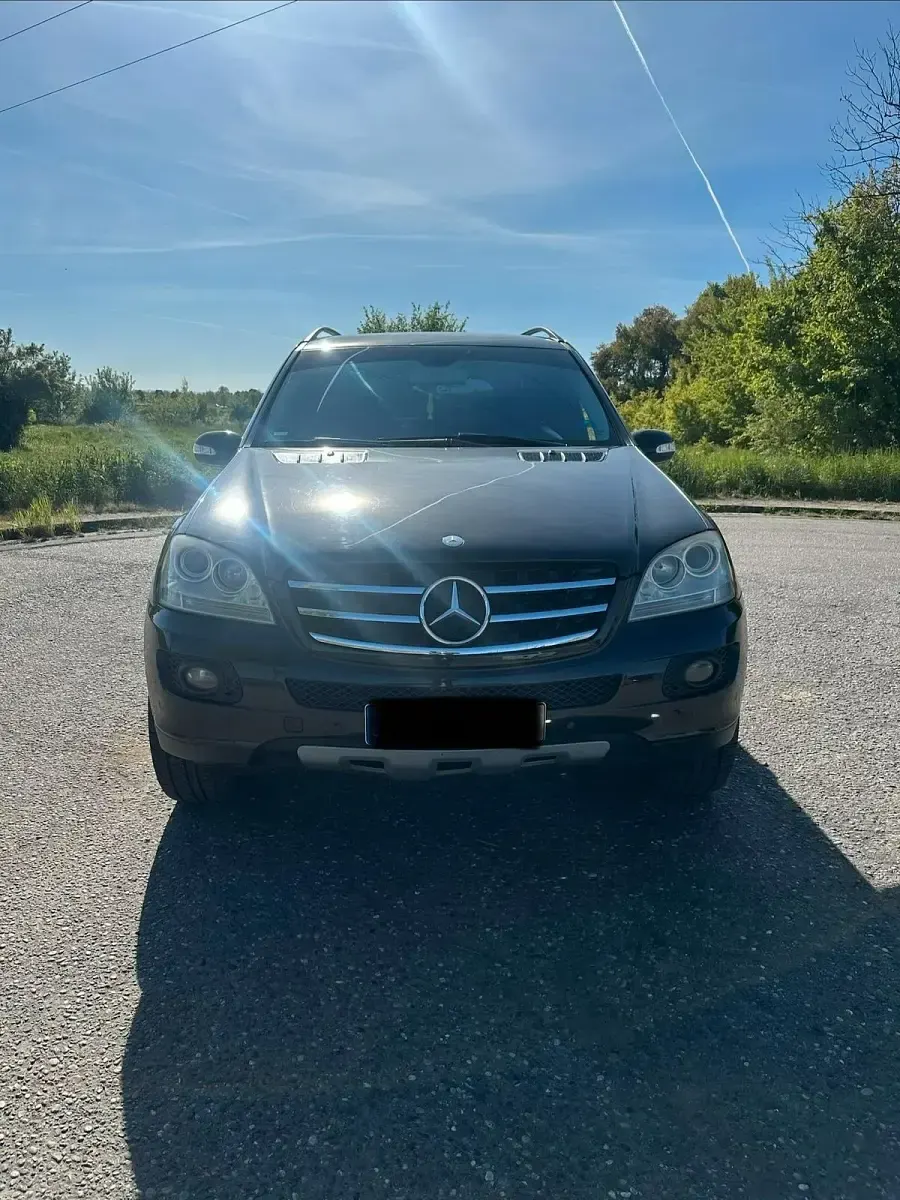 Gebraucht Mercedes ML280 190 PS (139 kW) 2008 Schwarz SUV