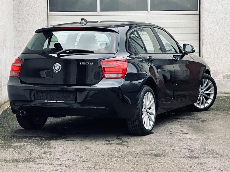 Gebraucht BMW 120 Sport Line 184 PS (135 kW) 2014 Schwarz Kleinwagen