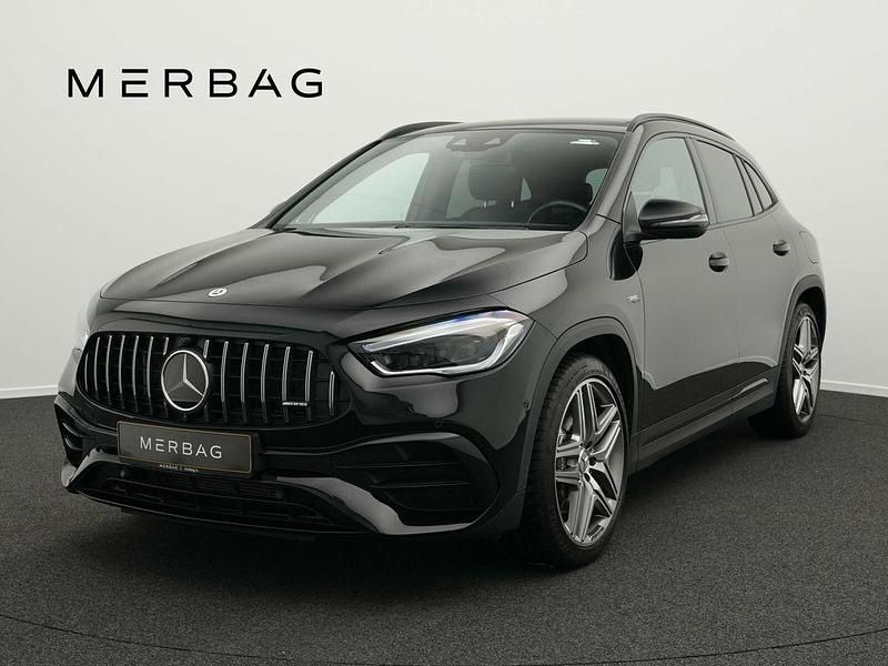 Schwarz Gebraucht 2022 Mercedes GLA45 AMG AMG SUV | 51.990 € (Teuer) - Bild 1/4