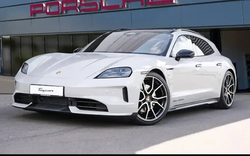 Gebraucht Porsche Taycan Sport Turismo Black Edition 319 kW (435 PS) 2026 Kombi