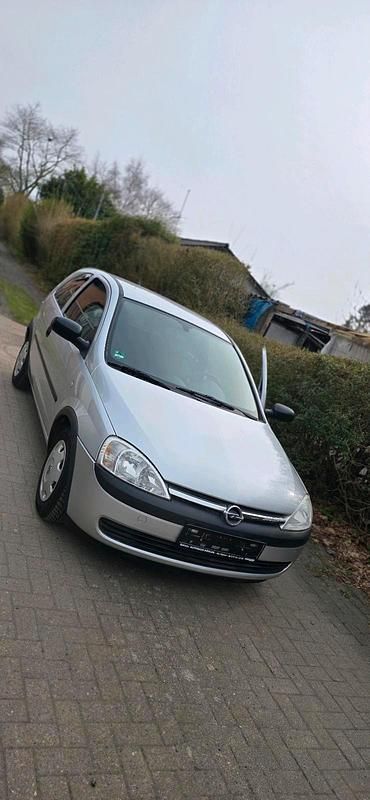 Gebraucht Opel Corsa 58 PS (42 kW) 2002 Silber Kleinwagen