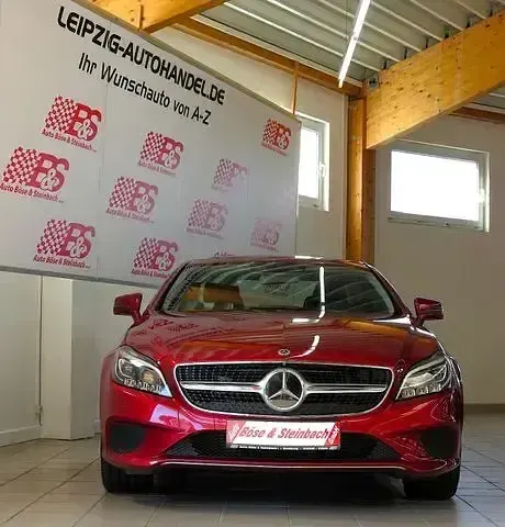 Gebraucht Mercedes CLS250 204 PS (150 kW) 2016 Hyazinthrot metallic Coupé