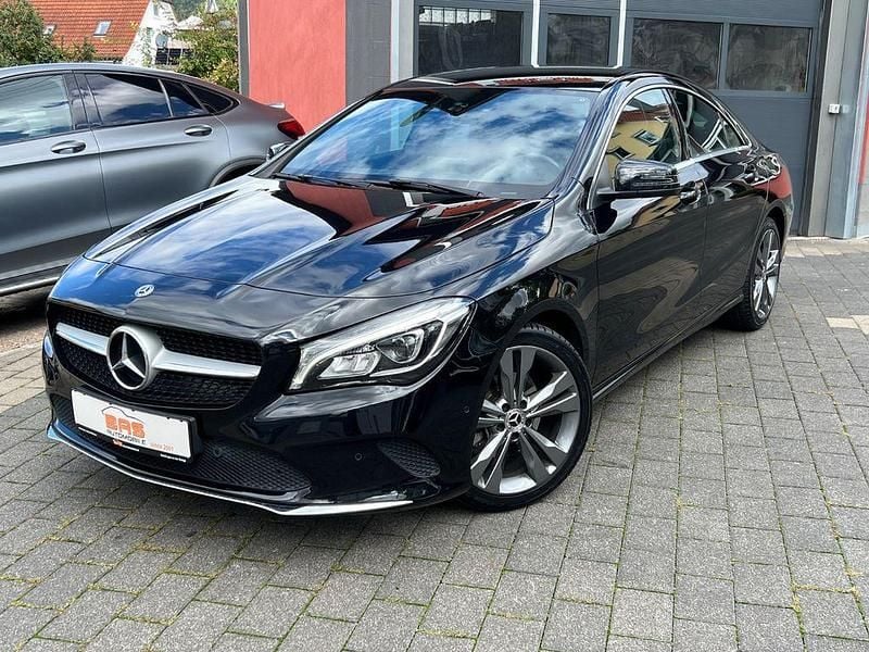 Gebraucht Mercedes CLA200 156 PS (114 kW) 2019 Kosmosschwarz  metalliclack Limousine