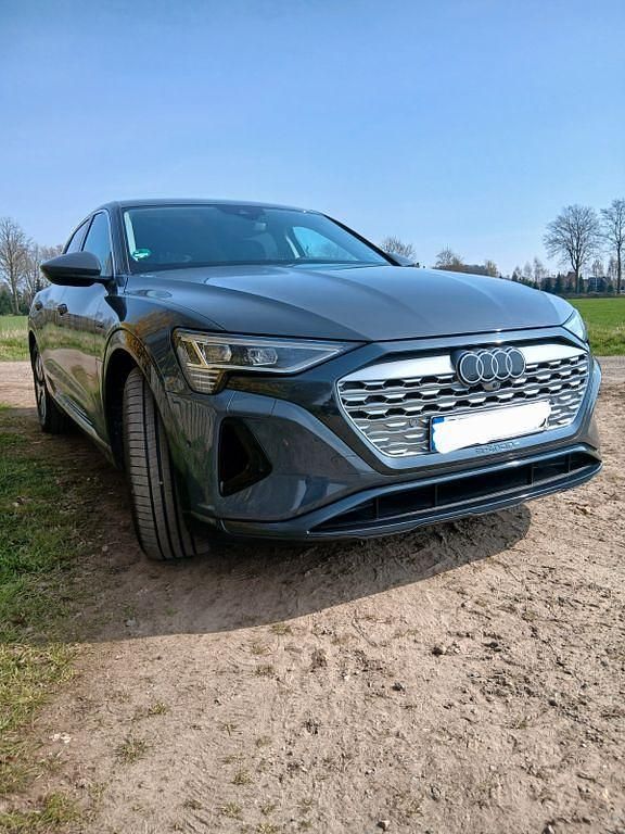 Gebraucht Audi Q8 e-tron Advanced 250 kW (340 PS) 2023 Grau SUV