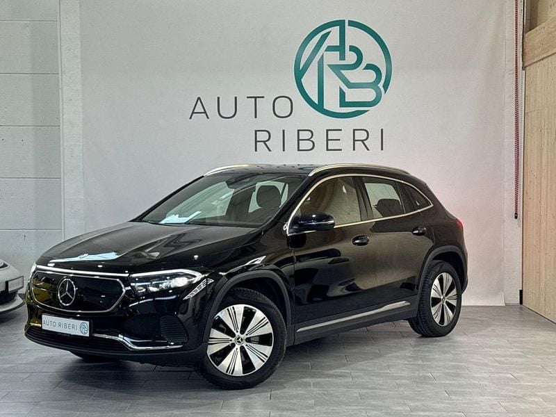 Gebraucht Mercedes EQA250 139 kW (190 PS) 2023 Schwarz SUV