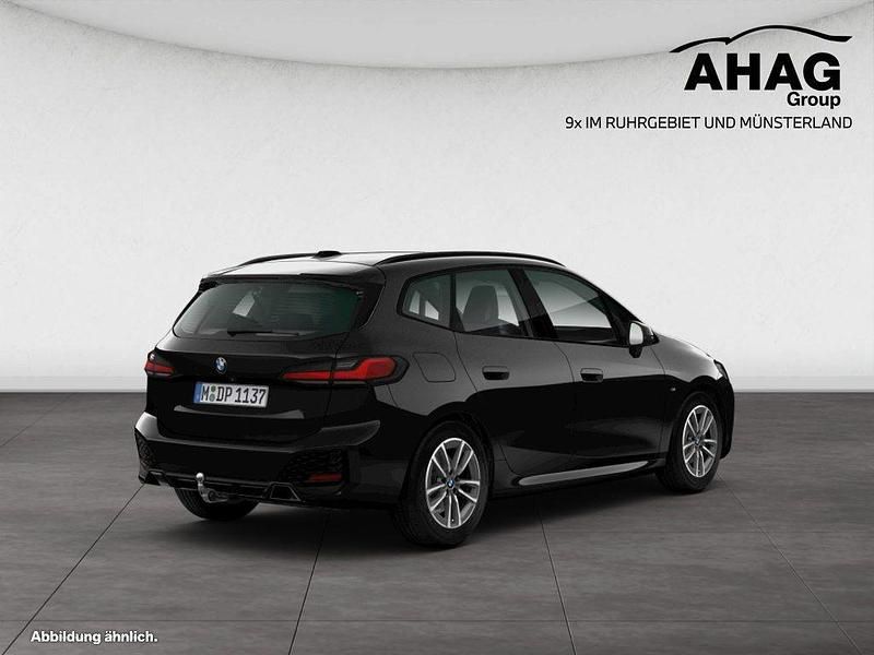 Gebraucht BMW 220 Performance 170 PS (125 kW) 2025 Schwarz Van / Kleinbus