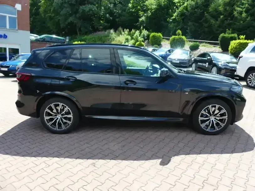 Gebraucht BMW X5 Sport Line 286 PS (210 kW) 2022 Schwarz SUV