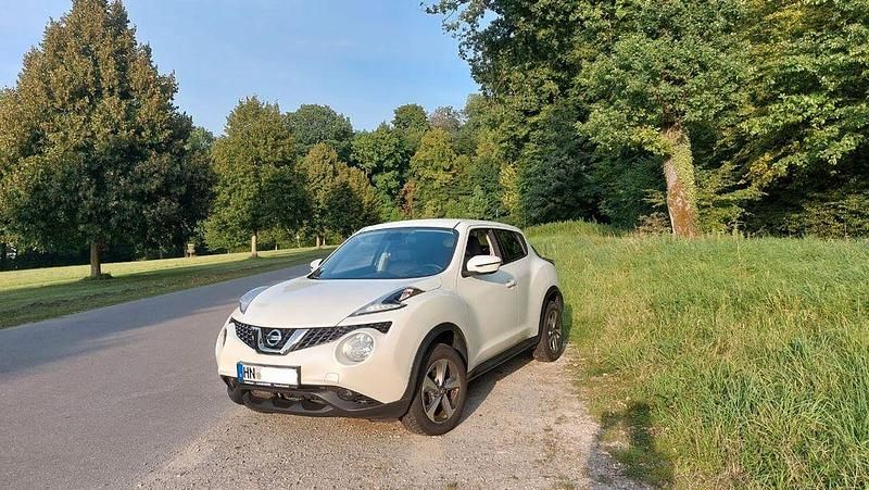 Weiß Gebraucht 2019 Nissan Juke N-Connecta SUV | 11.700 € (Fairer Preis) - Bild 1/4
