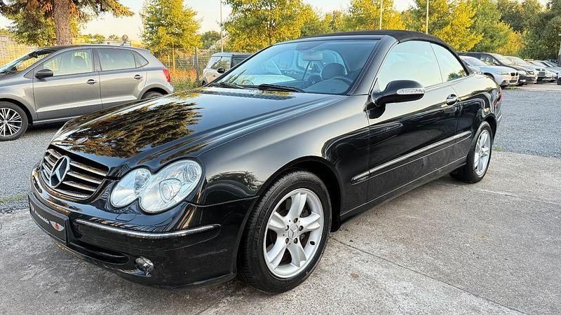 Schwarz Gebraucht 2003 Mercedes CLK200 Avantgarde Cabrio | 8.750 € (Fairer Preis) - Bild 1/4