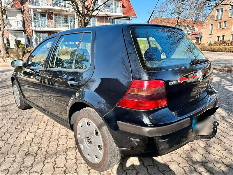 Gebraucht VW Golf IV 101 PS (74 kW) 2001 Schwarz Kleinwagen