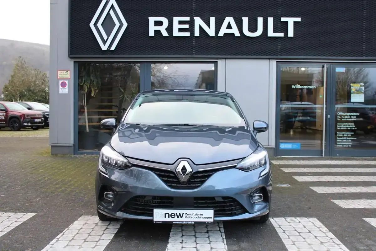 Gebraucht Renault Clio V Business 91 PS (66 kW) 2023 Titangrau Kleinwagen
