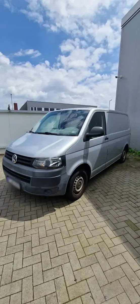 Gebraucht VW Multivan 140 PS (102 kW) 2012 Silber Van / Kleinbus