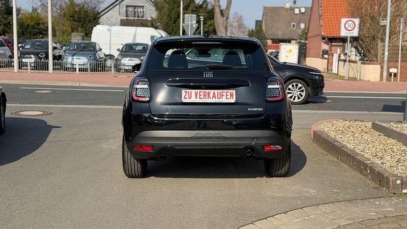 Gebraucht Fiat 600 101 PS (74 kW) 2024 Schwarz SUV
