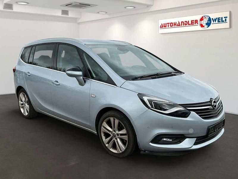 Gebraucht Opel Zafira Innovation 170 PS (125 kW) 2016 Silber Van / Kleinbus
