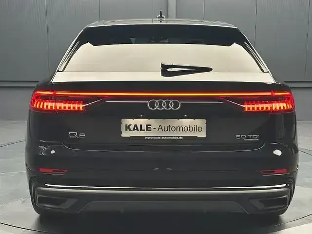 Gebraucht Audi Q8 S-Line 286 PS (210 kW) 2020 Schwarz SUV