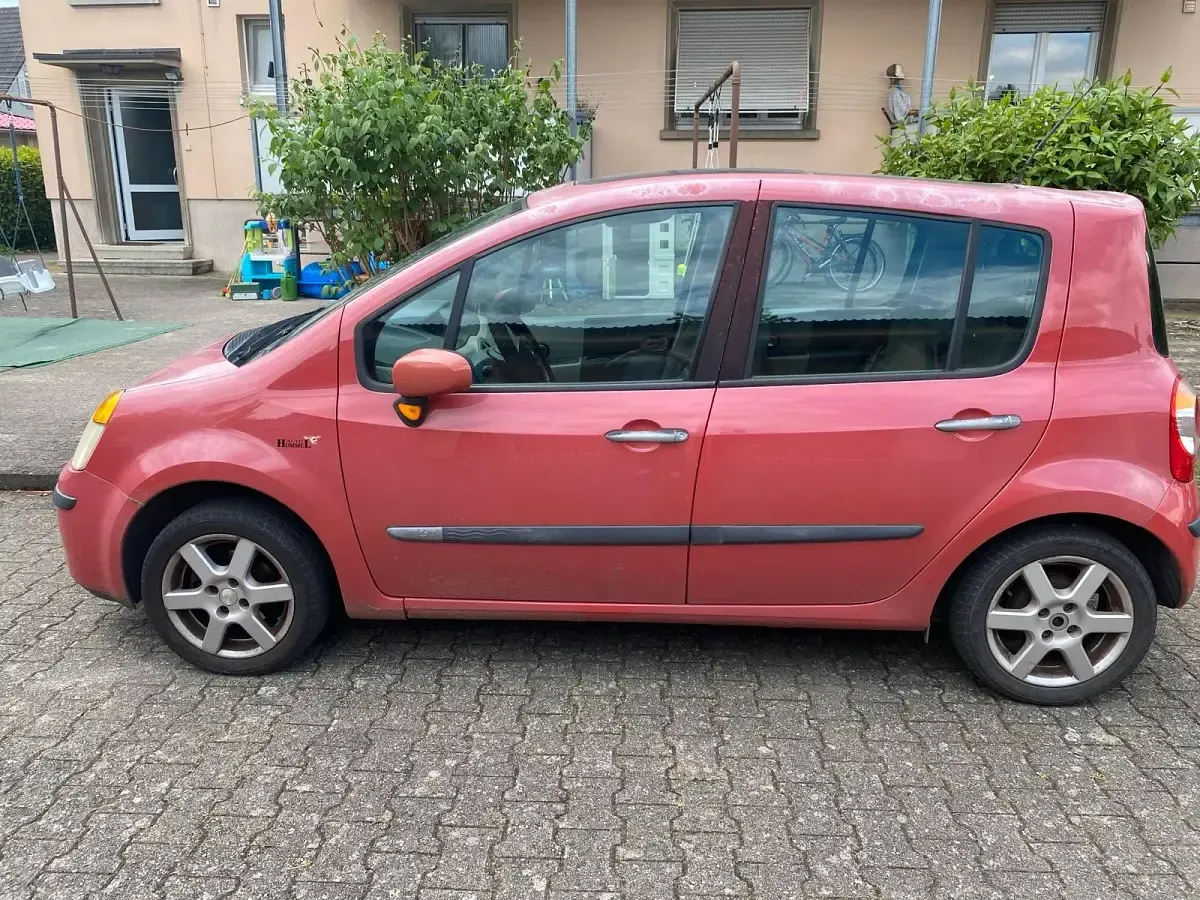 Brugt Renault Modus 75 HK (55 kW) 2004 Rød MPV