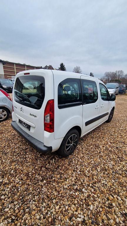 Gebraucht Citroën Berlingo 98 PS (72 kW) 2012 Weiß Van / Kleinbus