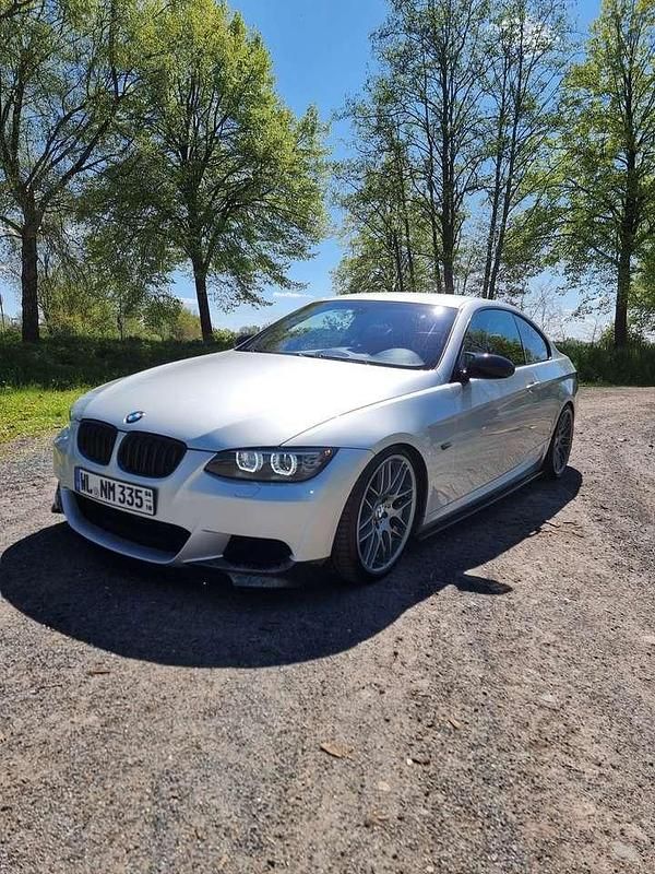 Grau Gebraucht 2007 BMW 335 M Sport Coupé | 14.999 € (Fairer Preis) - Bild 1/4