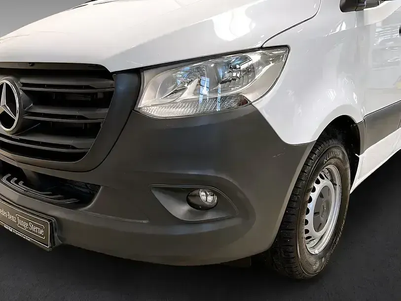 Gebraucht Mercedes Sprinter 150 PS (110 kW) 2022 Arktikweiß Van