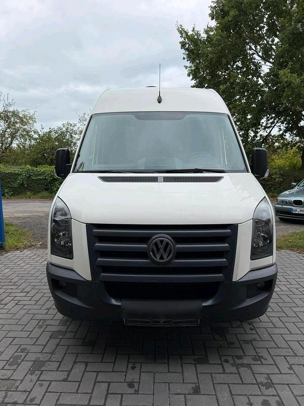 Weiß Gebraucht 2010 VW Crafter Van | 8.900 € (Guter Preis) - Bild 1/4