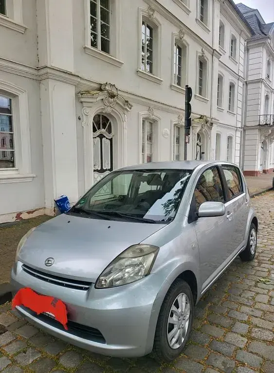 Gebraucht Daihatsu Sirion 87 PS (63 kW) 2007 Silber Kleinwagen