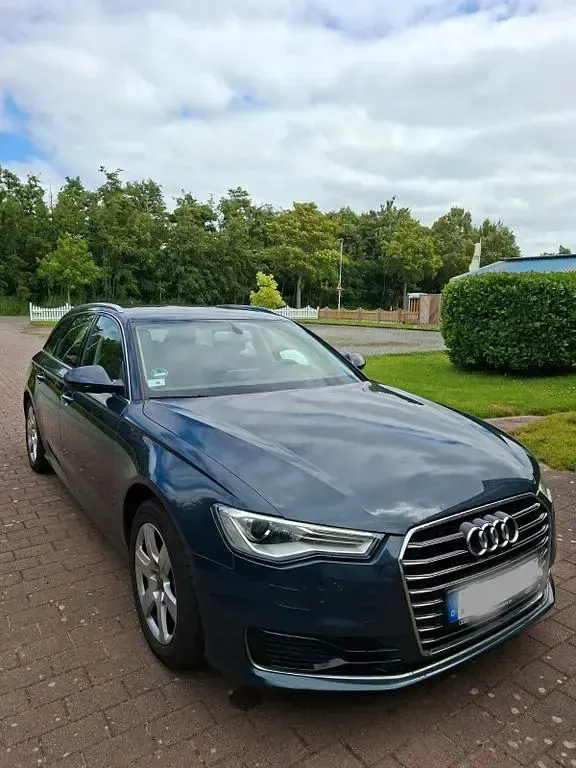 Gebraucht Audi A6 Sport 190 PS (139 kW) 2016 Blau Kombi