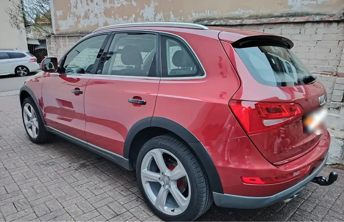 Gebraucht Audi Q5 170 PS (125 kW) 2009 Rot SUV