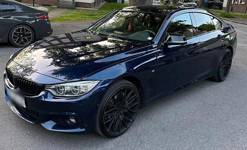 Blau Gebraucht 2015 BMW 435 M Sport Coupé | 18.800 € (Fairer Preis) - Bild 1/4