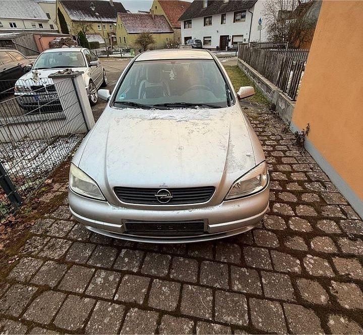 Gebraucht Opel Astra 2001 Silber Limousine