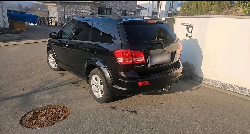 Gebraucht Dodge Journey 170 PS (125 kW) 2010 Schwarz SUV