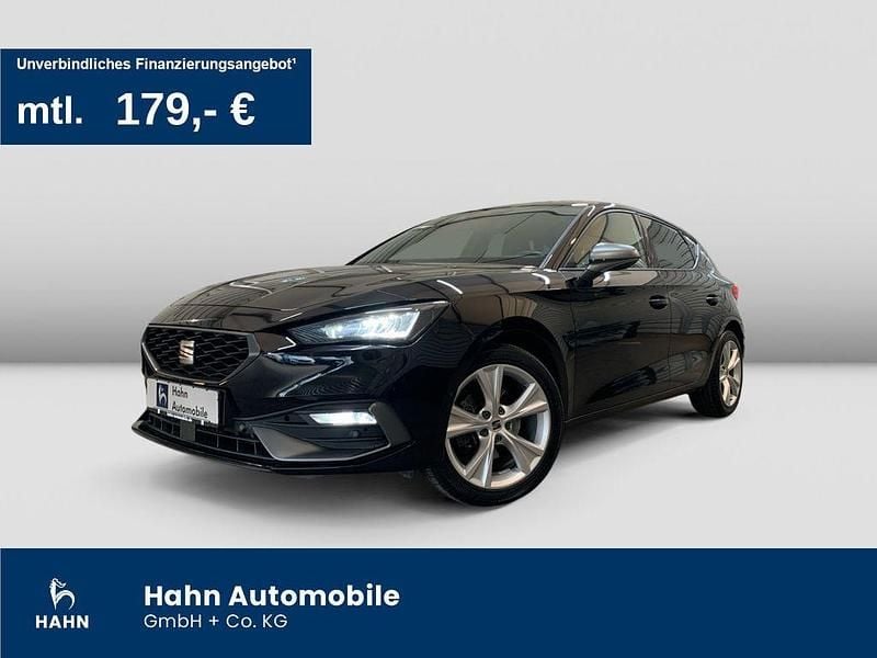 Mitternachtsschwarz Gebraucht 2023 Seat Leon FR Limousine | 22.790 € (Fairer Preis) - Bild 1/3