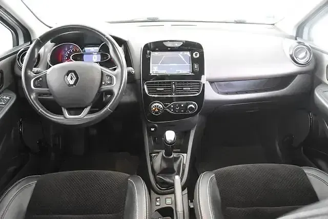 Gebraucht Renault Clio Intens 90 PS (66 kW) 2016 Weiss Limousine