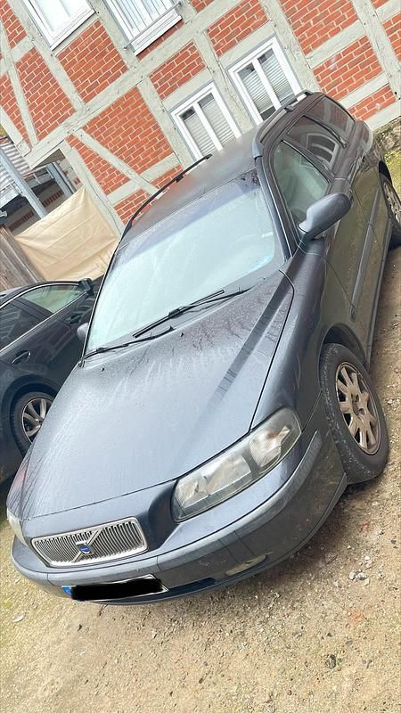 Blau Gebraucht 2000 Volvo V70 Kombi | 700 € (Guter Preis) - Bild 1/4