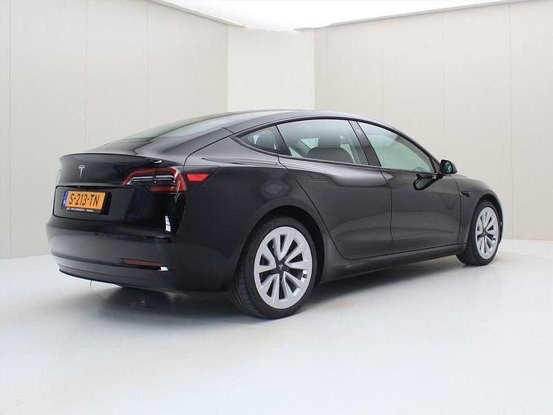 Occasion Tesla Model 3 Standard Range 225 kW (306 ch) 2023 Noir Berline