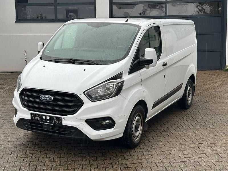 Weiß Gebraucht 2019 Ford Transit Custom Trend Van / Kleinbus | 10.970 € (Superpreis) - Bild 1/4