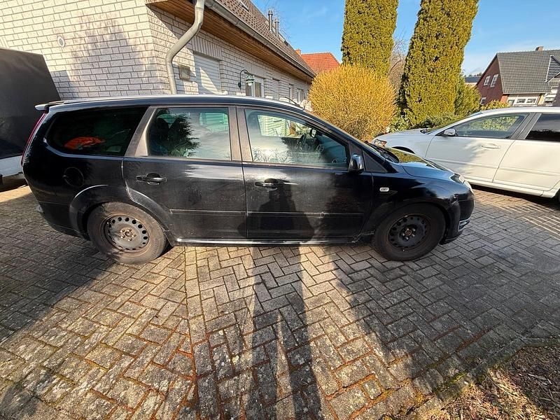 Gebraucht Ford Focus S 136 PS (100 kW) 2006 Schwarz Kombi