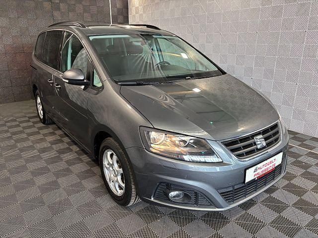 Grau Gebraucht 2018 Seat Alhambra Business Van / Kleinbus | 17.330 € (Fairer Preis) - Bild 1/4