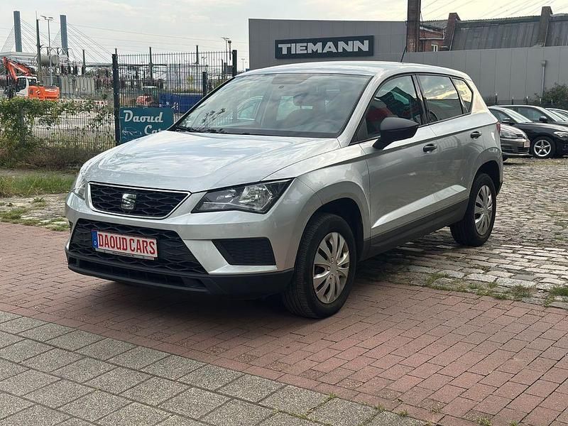 Silber Gebraucht 2017 Seat Ateca Reference SUV | 8.899 € (Fairer Preis) - Bild 1/4