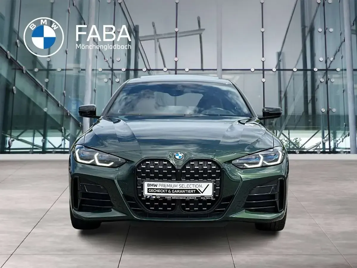 Gebraucht BMW 440 340 PS (250 kW) 2022 Sanremo green Coupé