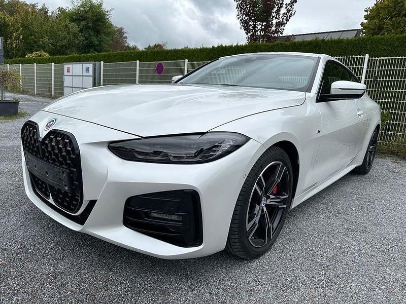 Weiß Gebraucht 2022 BMW 420 M Sport Coupé | 34.999 € (Superpreis) - Bild 1/4