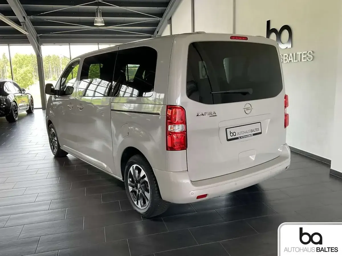 Gebraucht Opel Zafira Life Edition 177 PS (130 kW) 2022 Sand grau met. Van / Kleinbus