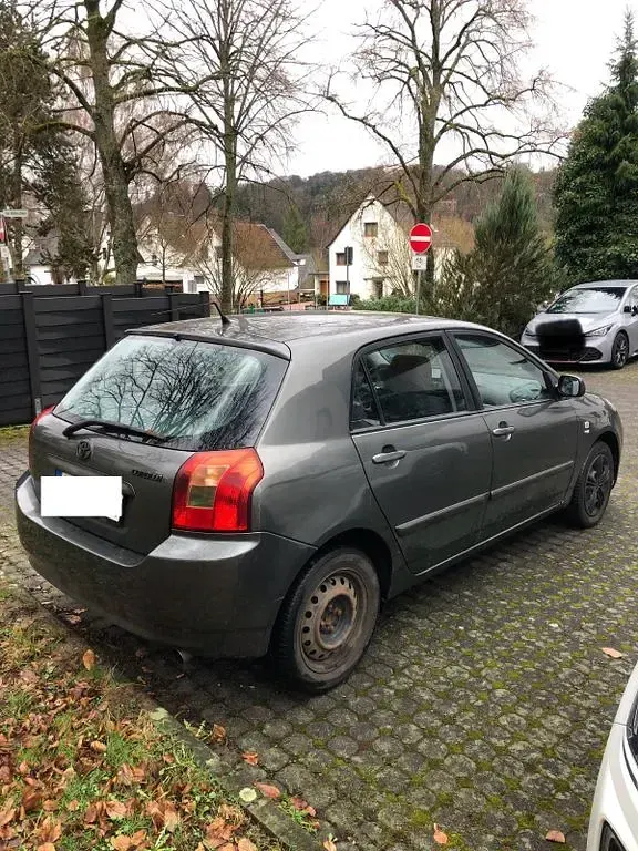 Gebraucht Toyota Corolla 97 PS (71 kW) 2003 Grau Limousine