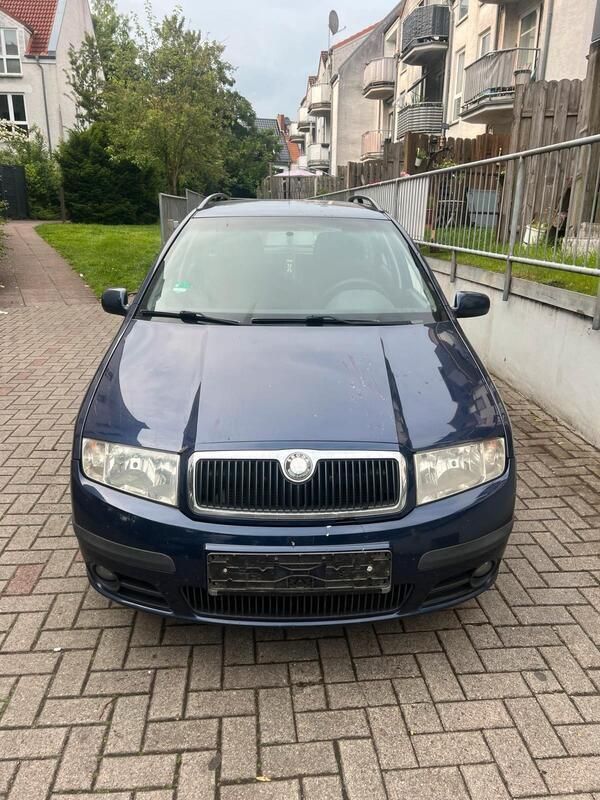 Blau Gebraucht 2005 Skoda Fabia Kombi | 999 € (Guter Preis) - Bild 1/4