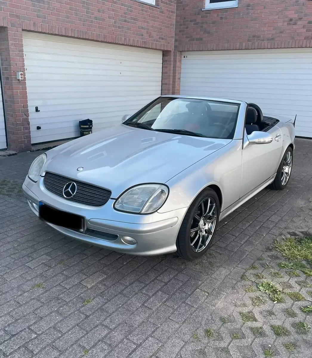 Gebraucht Mercedes SLK200 163 PS (119 kW) 2001 Silber Cabrio