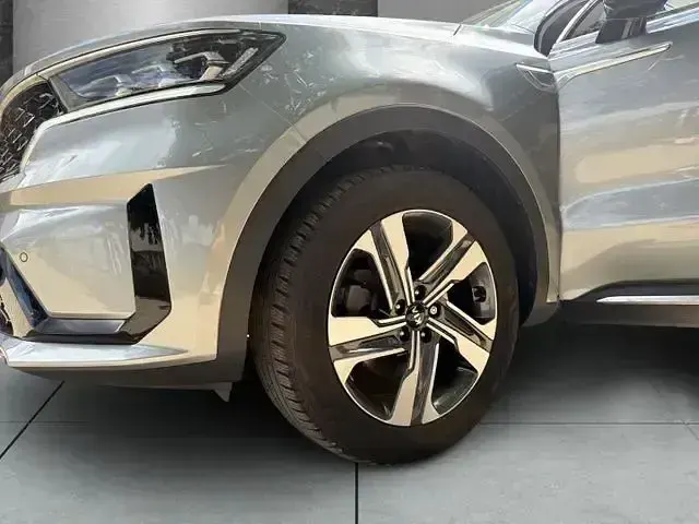 Gebraucht Kia Sorento Vision 179 PS (131 kW) 2021 Grau SUV