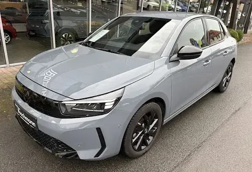 Używany Opel Corsa 100 KM (73 kW) 2024 Hatchback