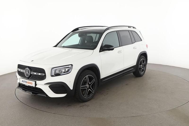 Weiß Gebraucht 2020 Mercedes GLB250 AMG line SUV | 34.750 € (Fairer Preis) - Bild 1/3